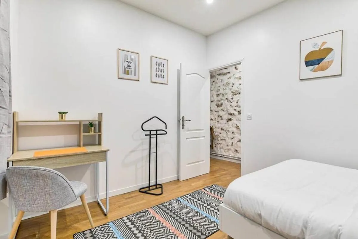 Apartment Appartement Familial Proche Saint-Lazarre - 6P Paris