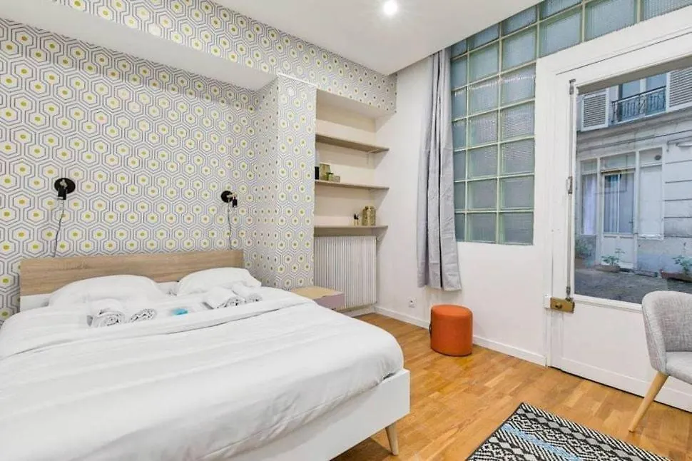 Appartement Familial Proche Saint-Lazarre - 6P Paris 0*,